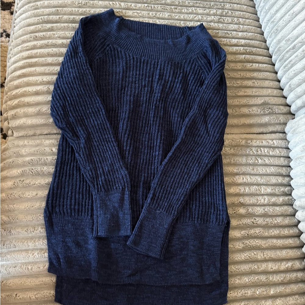 NWT Lou and Grey XS sweater